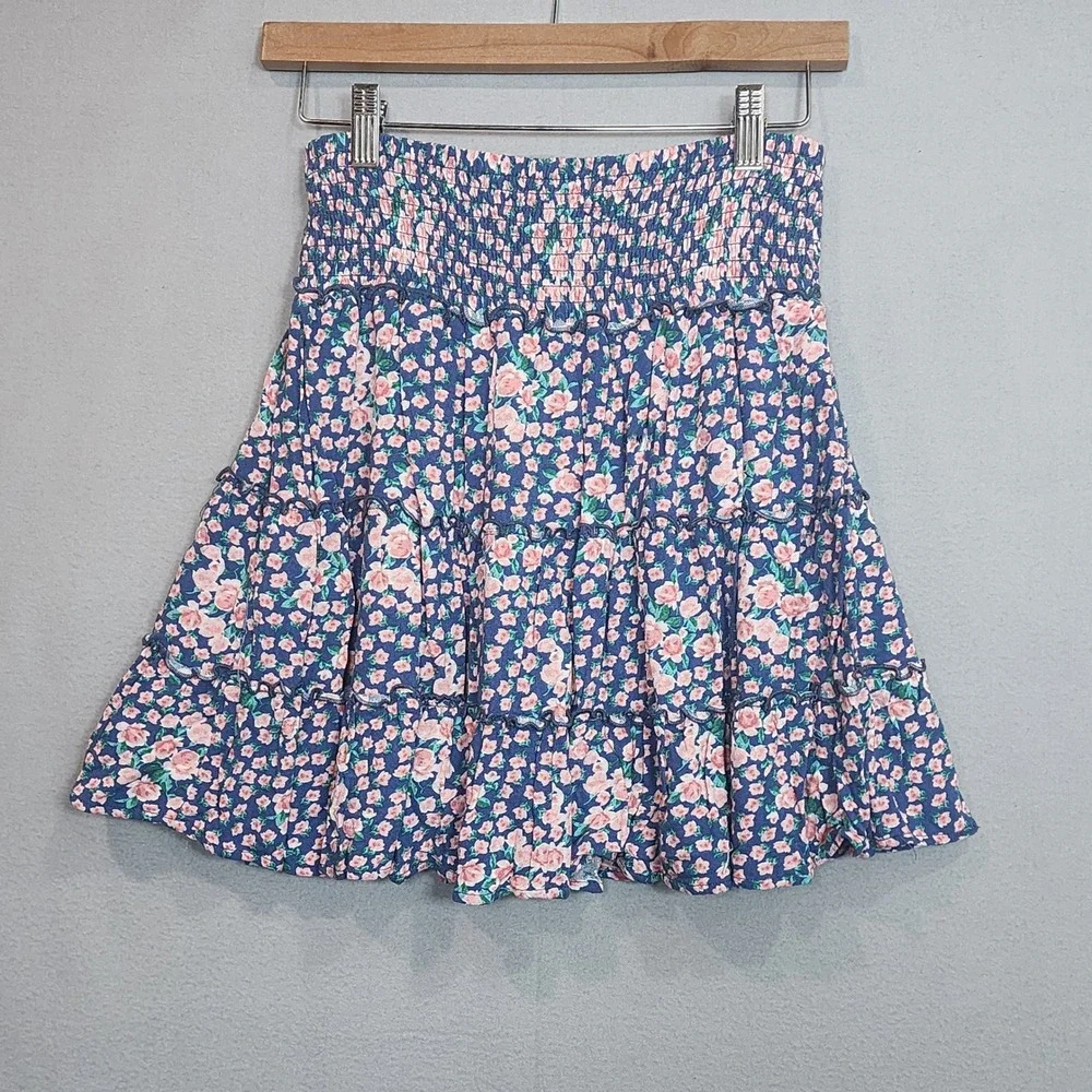 American Eagle Outfitters embrace romantic